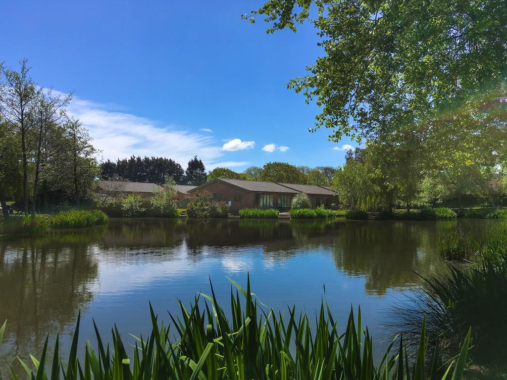 Rookley Country Park Hotel Exterior foto